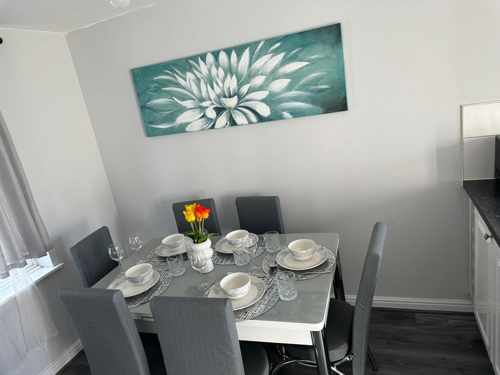 A Charming 3 Bed Home Next To Nec And Birmingham International Airport Marston Green Exterior photo